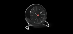 Arne Jacobsen Bankers Bordur Ø11 cm sort | Køb her
