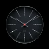 Arne Jacobsen Clocks Vægur Ø29 cm i sort | Køb her