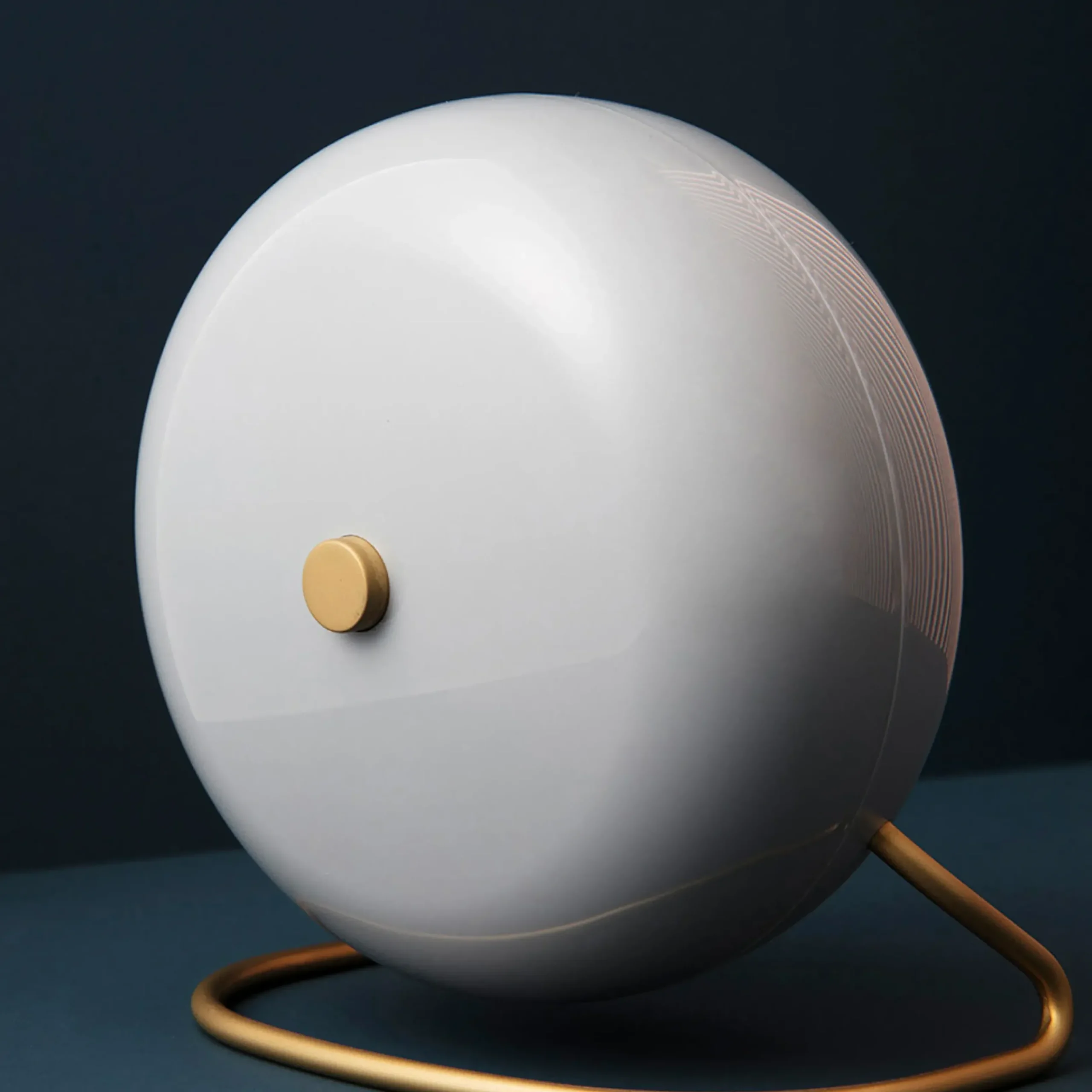 Arne Jacobsen Station Bordur Ø11 cm grå/hvid | Køb her