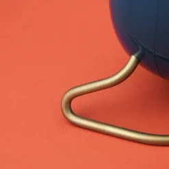 Arne Jacobsen Station Bordur Ø11 cm petroleum/hvid | Køb her