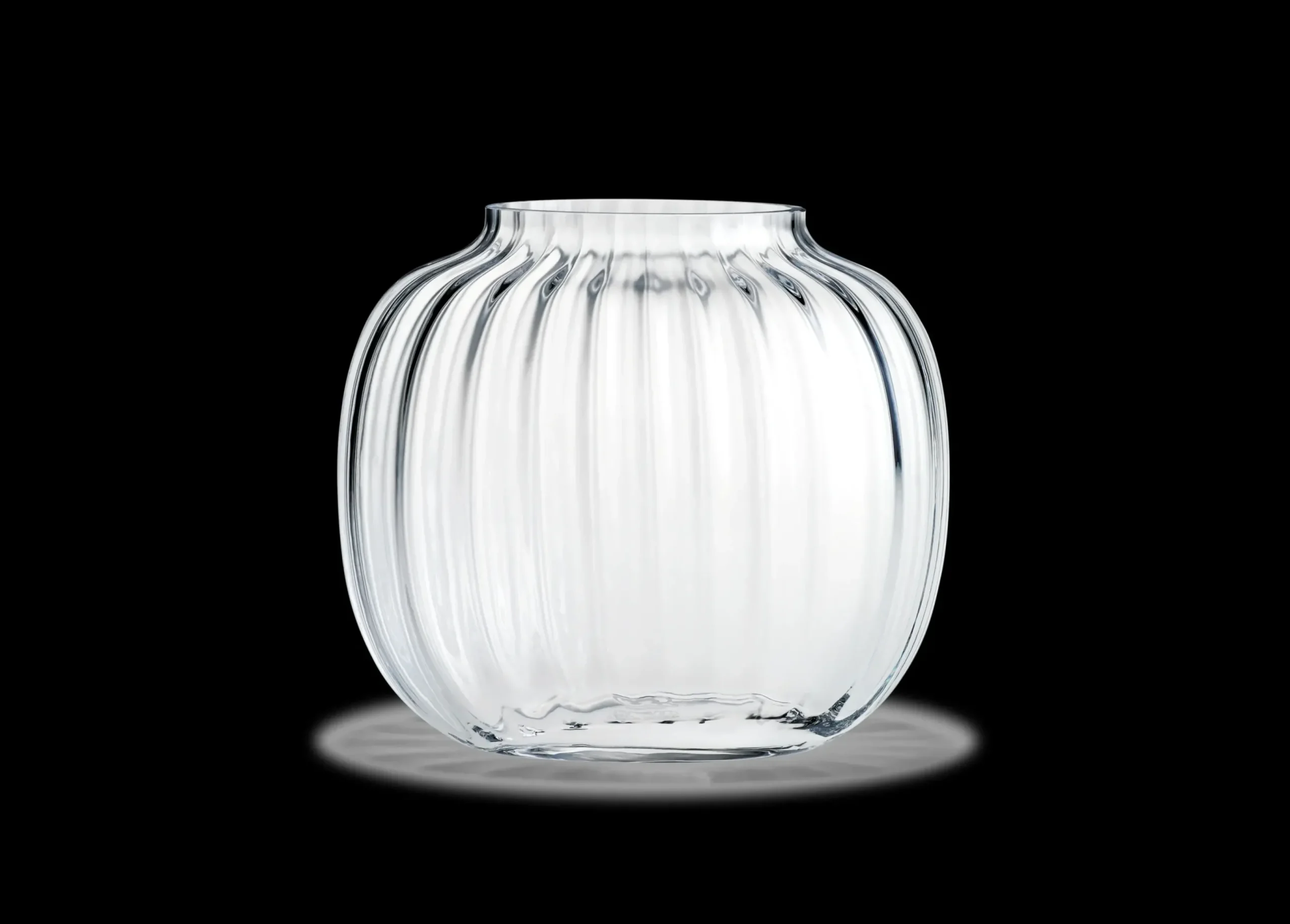 Holmegaard Oval Vase H17.5 cm i klar fra serien Primula