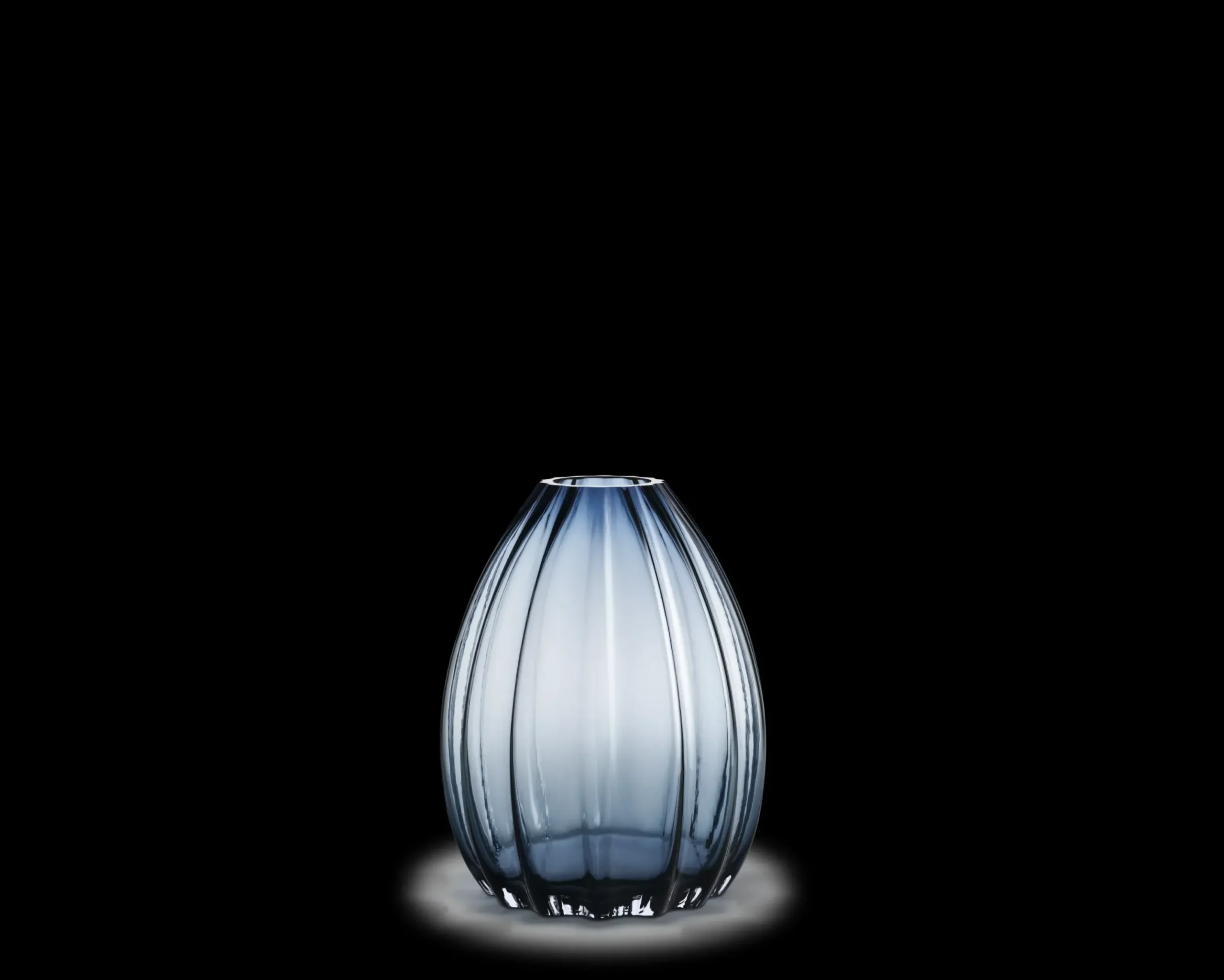 Holmegaard Vase H34 cm i blå fra serien 2Lip | Køb her