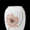 Kähler Hammershøi Poppy Vase H21 hvid m. deko | Køb her