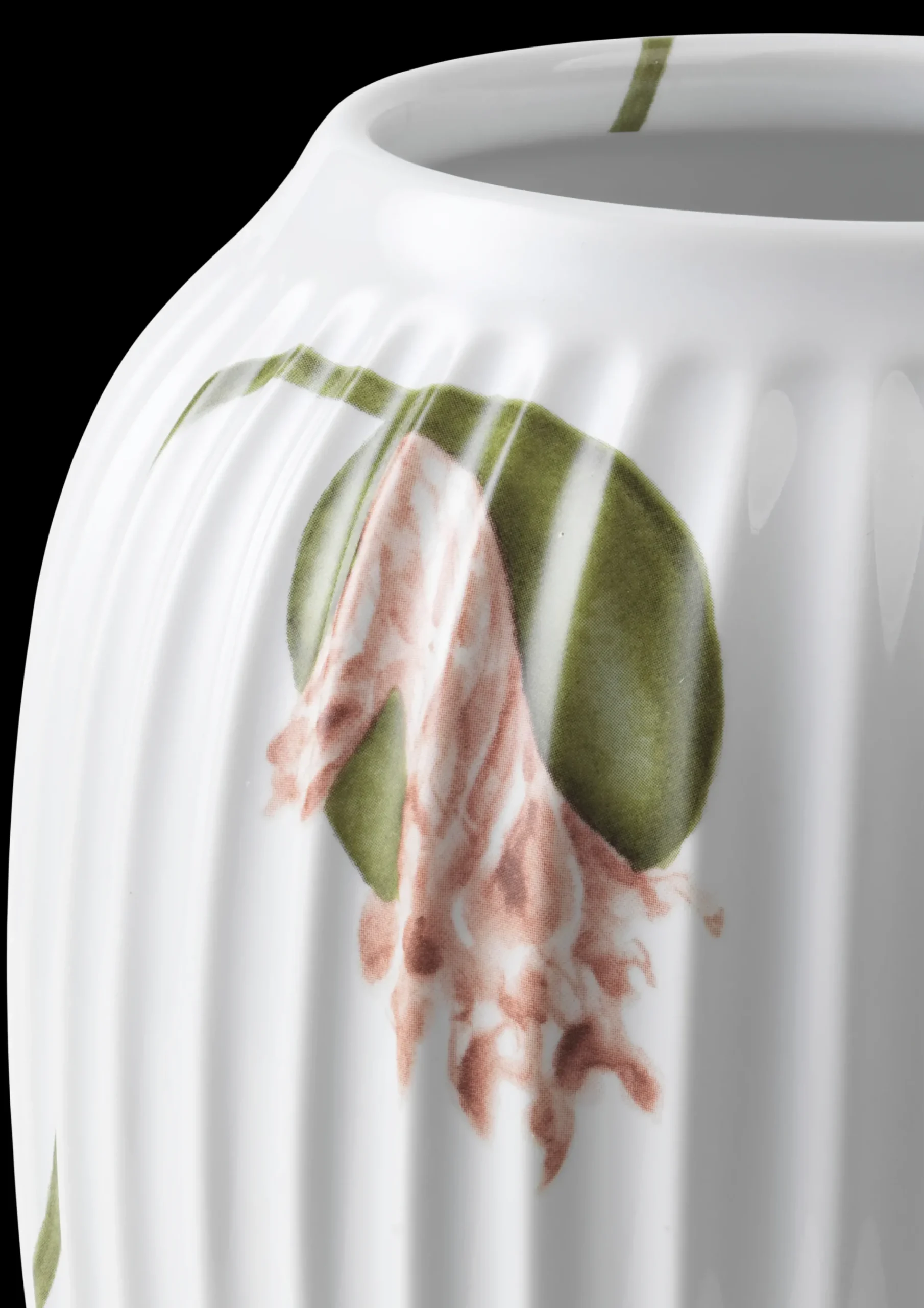 Kähler Hammershøi Poppy Vase H21 hvid m. deko | Køb her