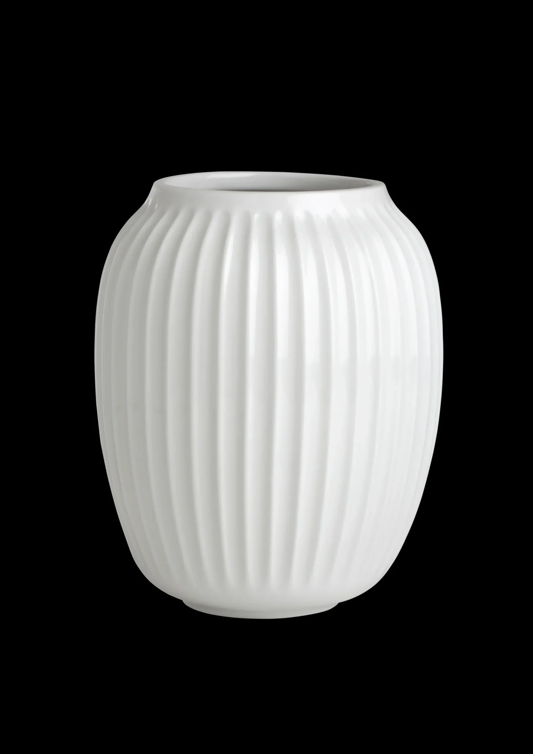 Kähler Vase H21 cm i hvid fra serien Hammershøi | Køb her