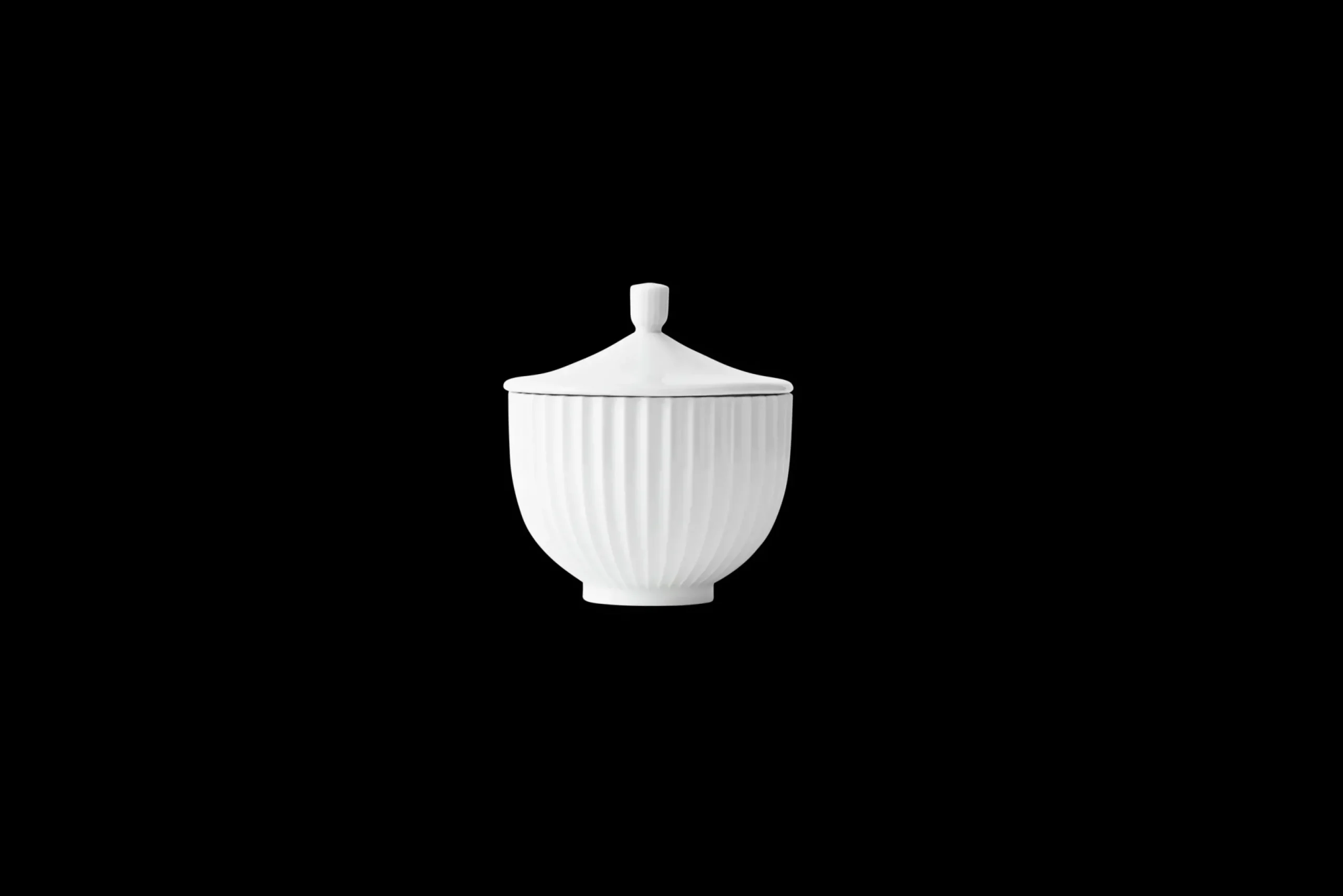 Lyngby Porcelæn Lyngby Bonbonniere Ø14 cm hvid porcelæn