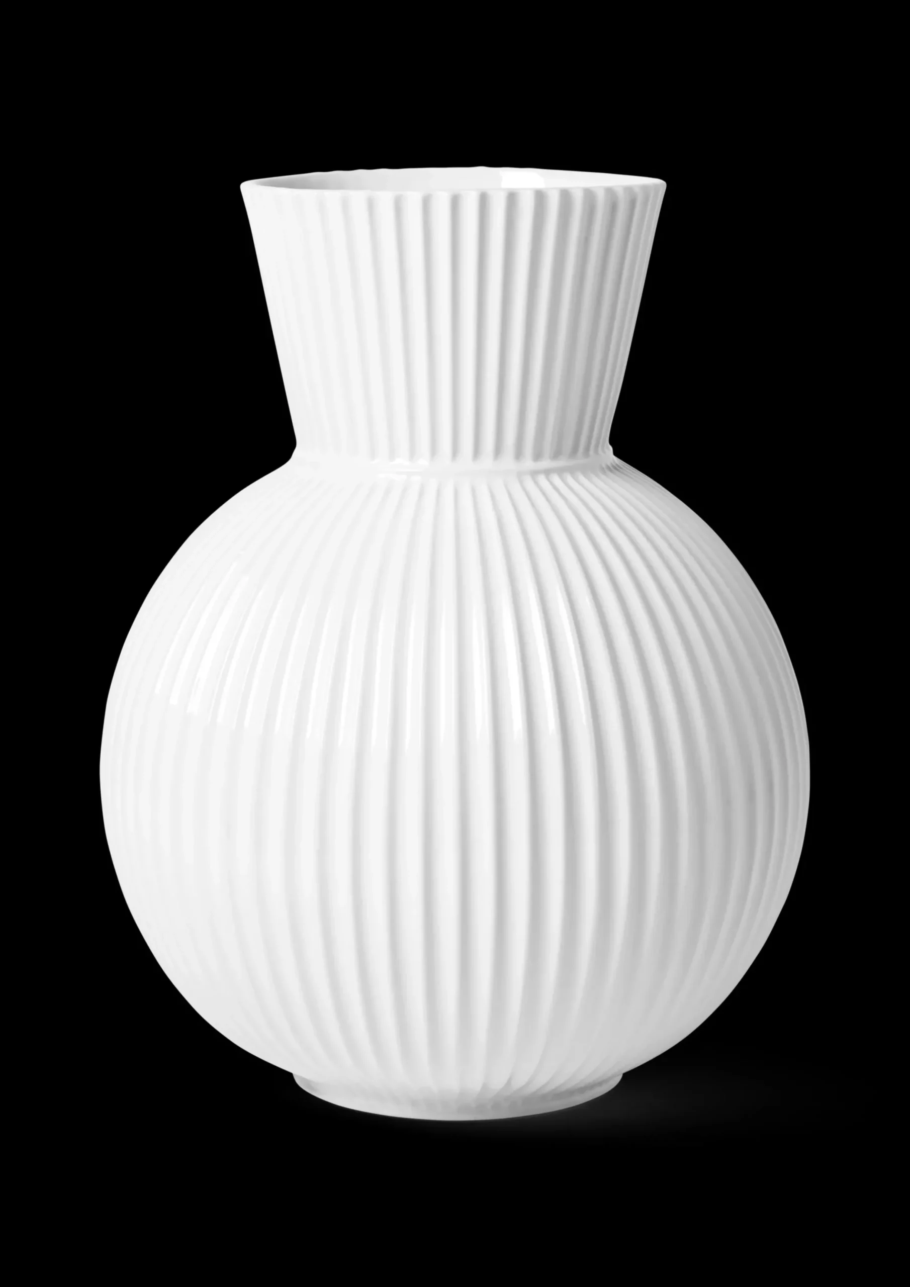 Lyngby Porcelæn Lyngby Tura Vase H34 hvid porcelæn | Køb her