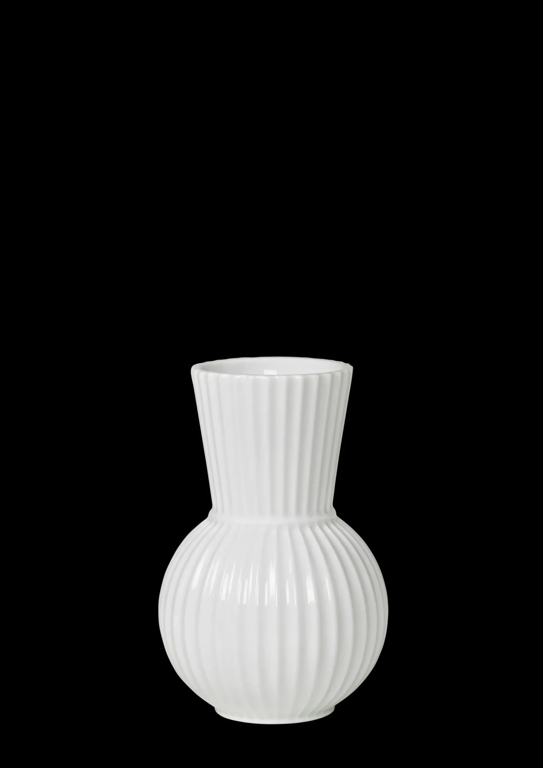 Lyngby Porcelæn Lyngby Tura Vase H18 hvid porcelæn | Køb her