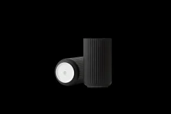 Lyngby Porcelæn Lyngby Vase H20.5 sort porcelæn | Køb her