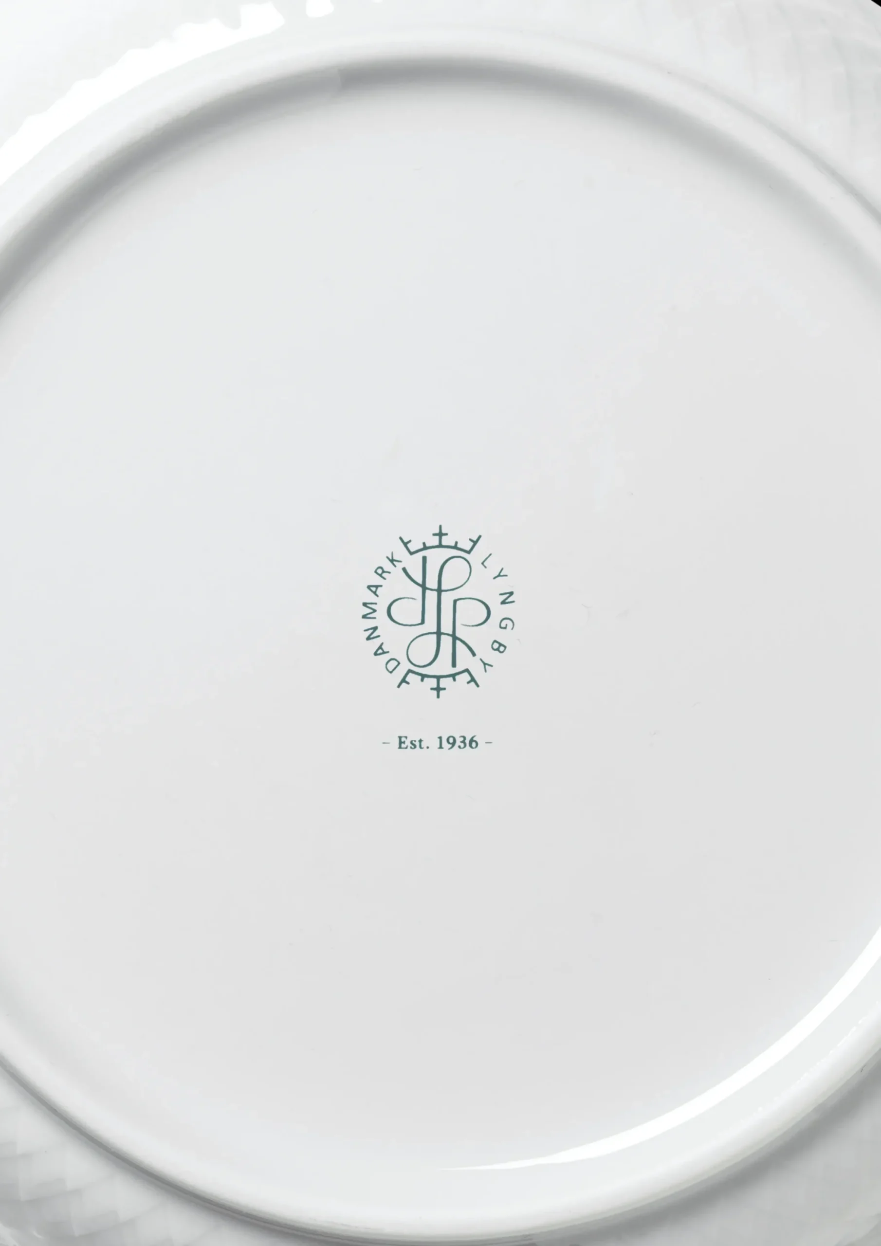 Lyngby Porcelæn Rhombe Desserttallerken Ø16 cm hvid | Køb nu