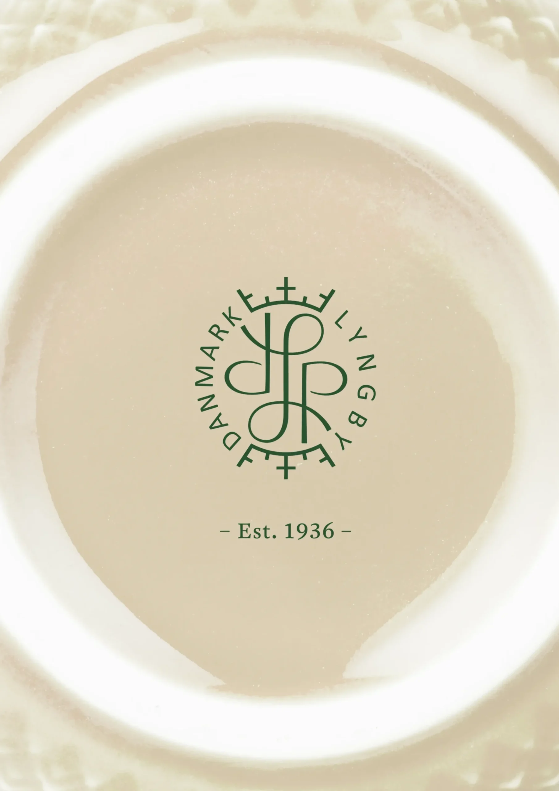 Lyngby Porcelæn Rhombe Earth Krus med hank 39 cl marble