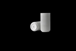 Lyngby Porcelæn Vase H20.5 cm i grå fra serien Lyngby